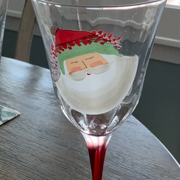 2 Elegant Holiday Vietri Old St Nick Handcrafted Retired Long Stem Wine NWT - Picture 3 of 11